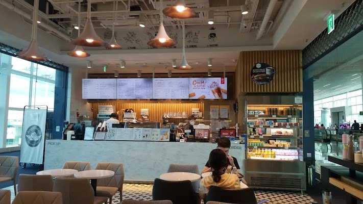 Angel-In-Us Coffee, Incheon Airport – uncomfortably caffeinated